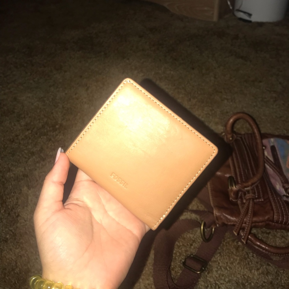 Fossil Wallet - Picture 2 of 4